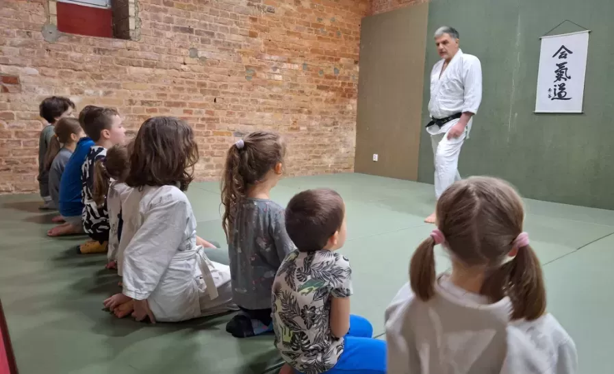 Aikido training for children